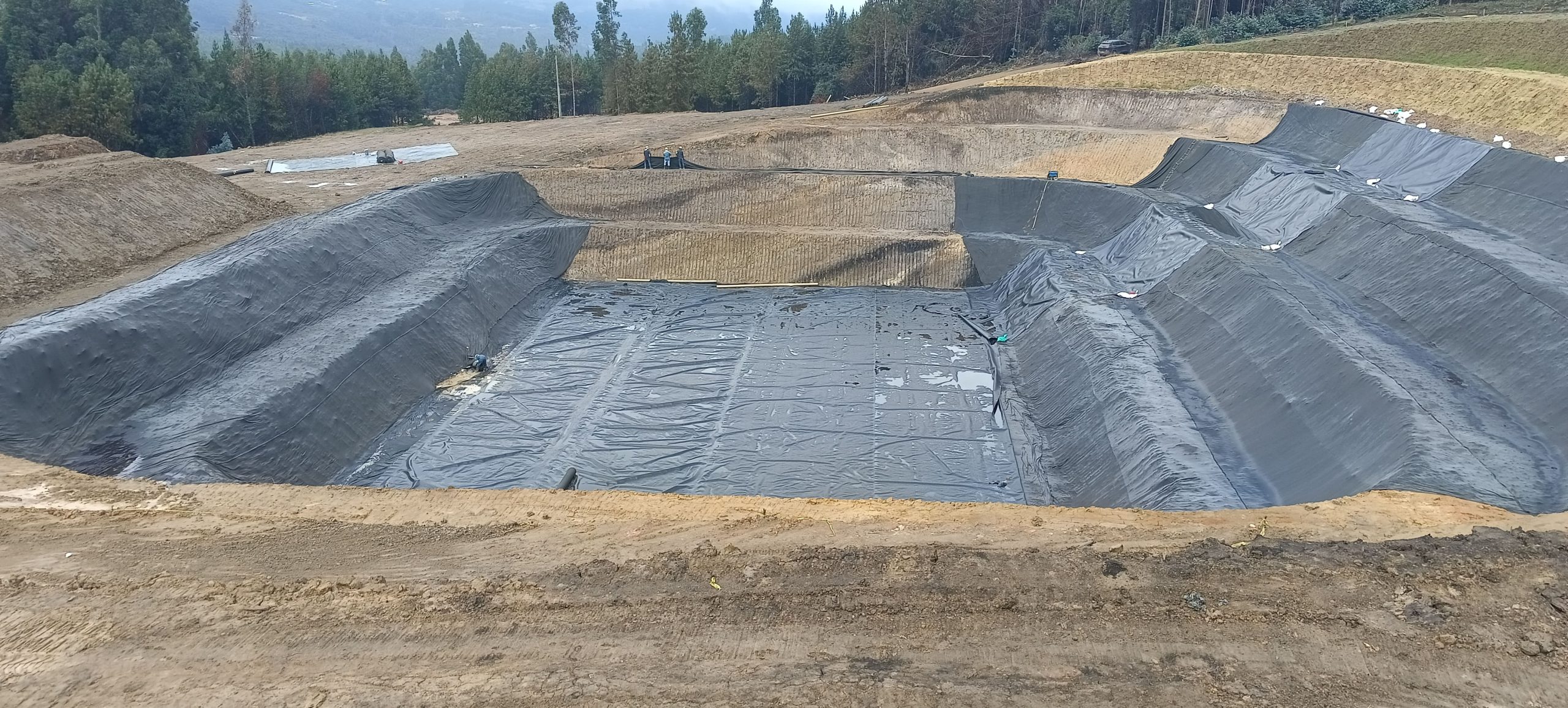Instalación de geomembrana
